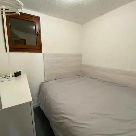 Cosy Pres Du Centre Avec Balcon Et Parking, Ideal Pour Les Navettes - Fr-1-693-93